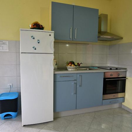 Apartmani Natasa Nino Jezera, Murter Rom bilde