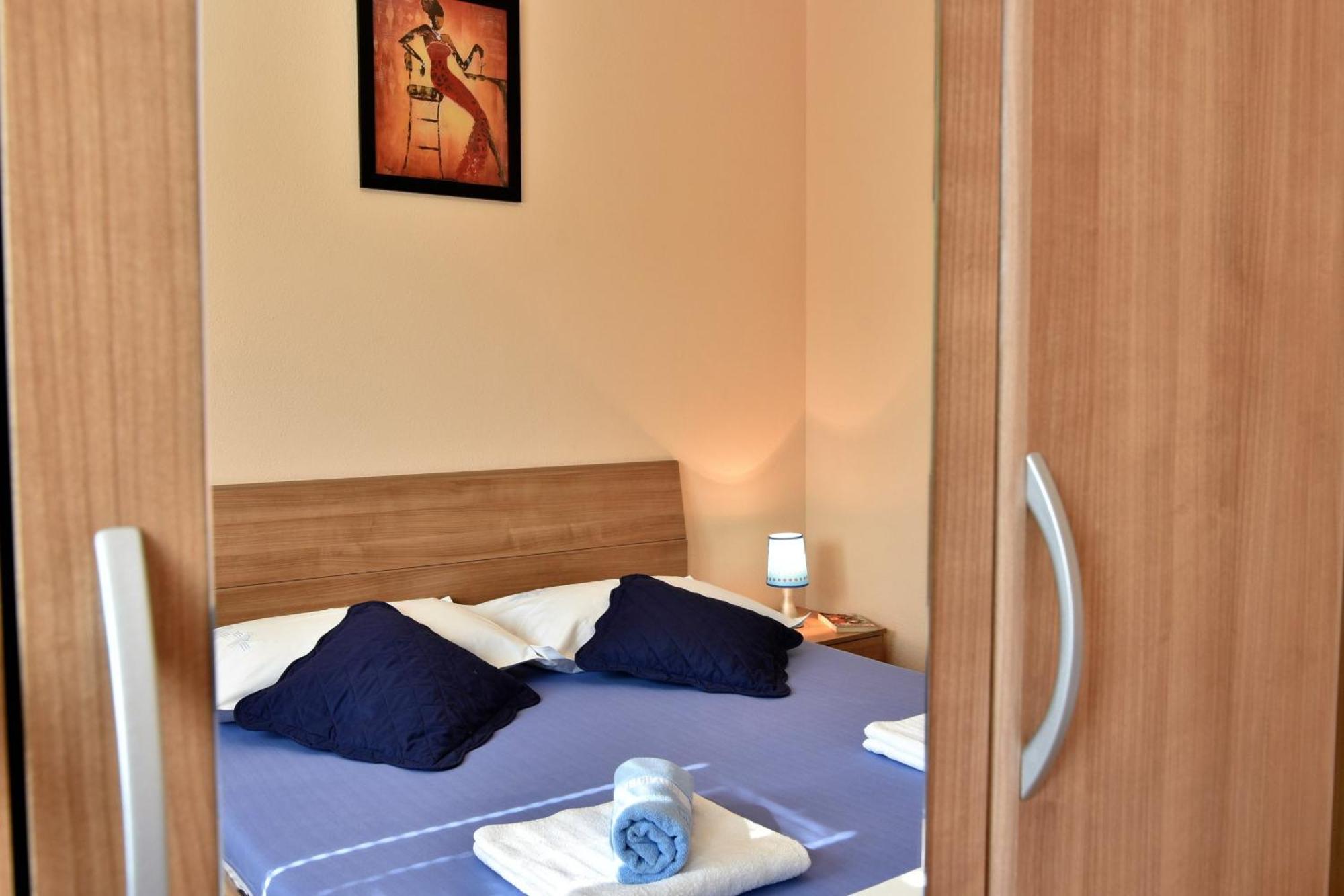 Apartmani Natasa Nino Jezera, Murter Rom bilde