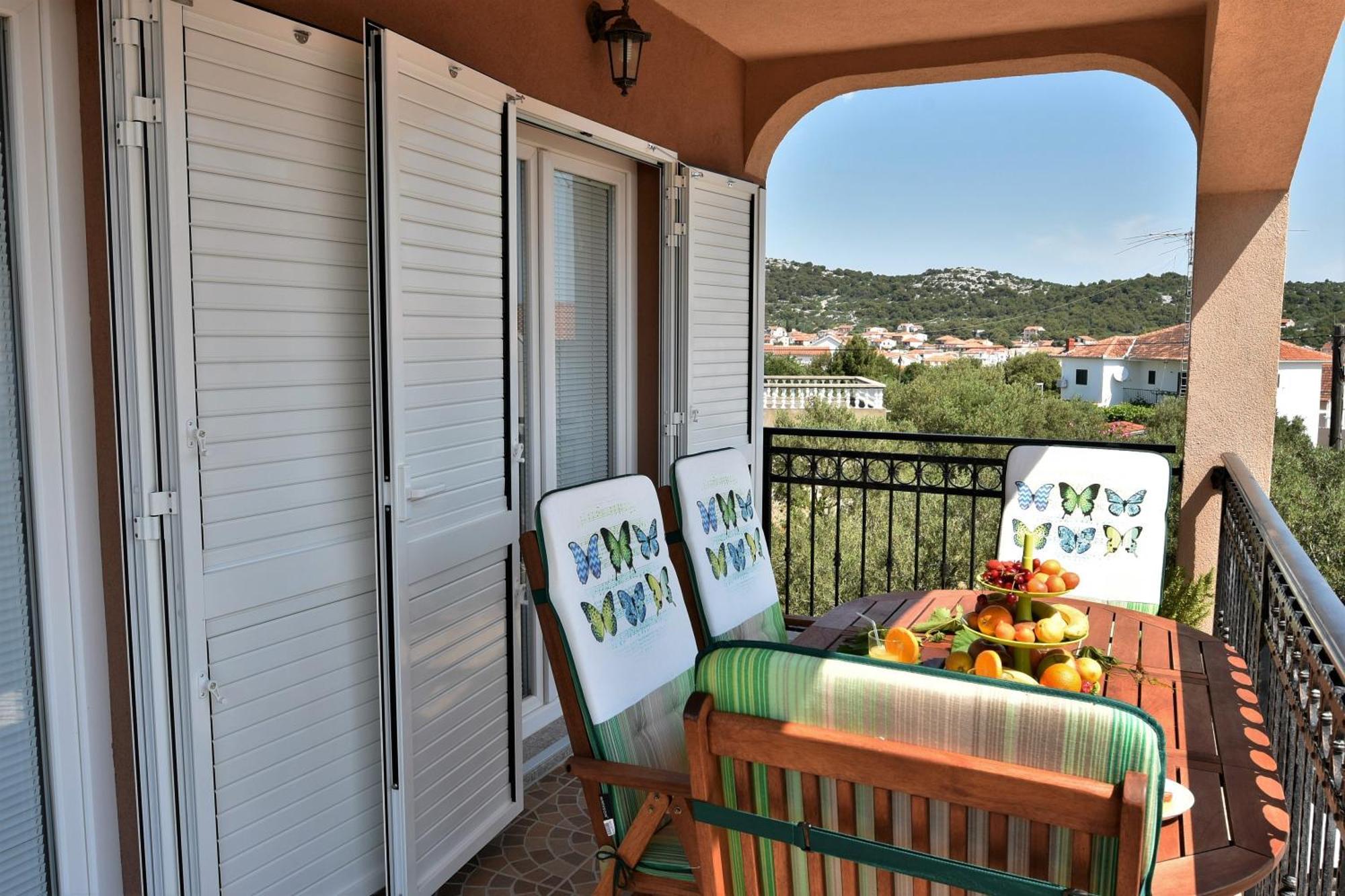 Apartmani Natasa Nino Jezera, Murter Rom bilde