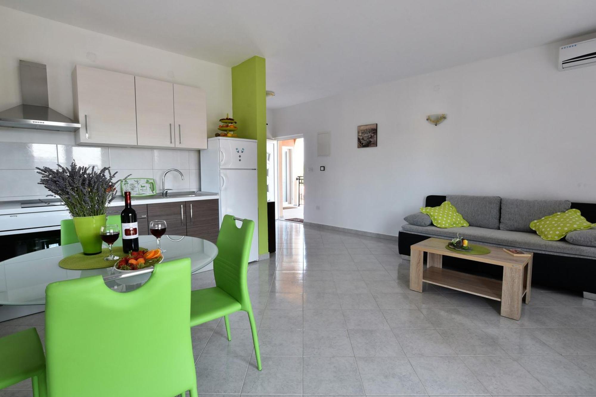 Apartmani Natasa Nino Jezera, Murter Rom bilde