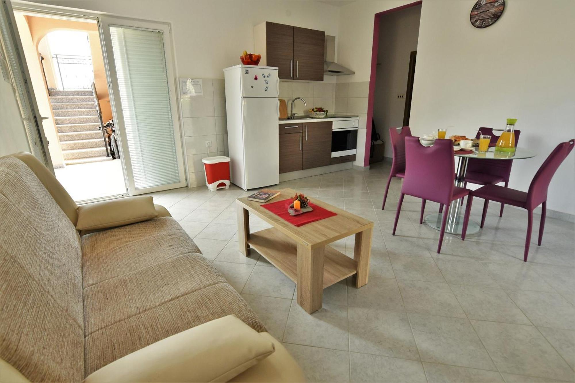 Apartmani Natasa Nino Jezera, Murter Rom bilde