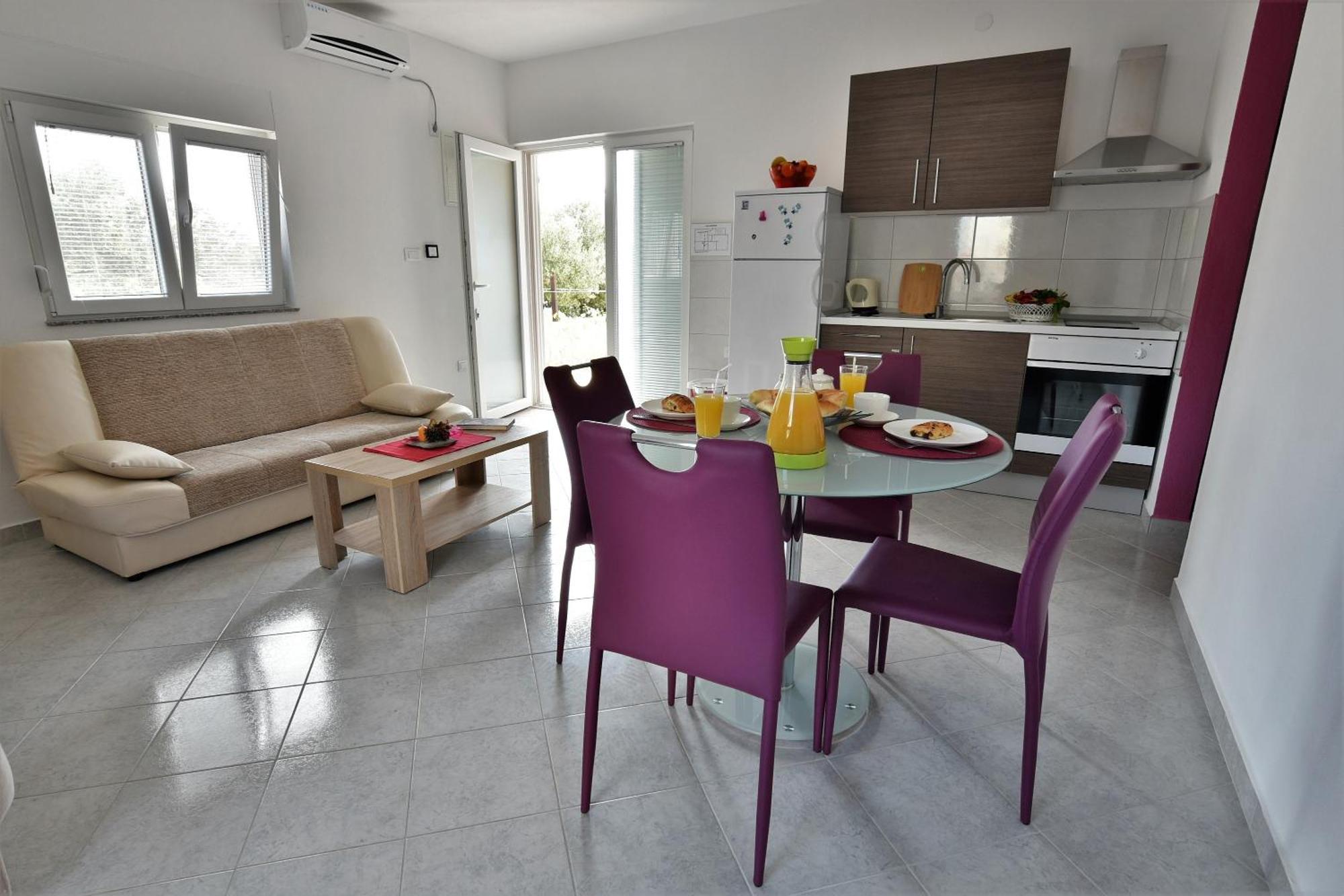 Apartmani Natasa Nino Jezera, Murter Rom bilde