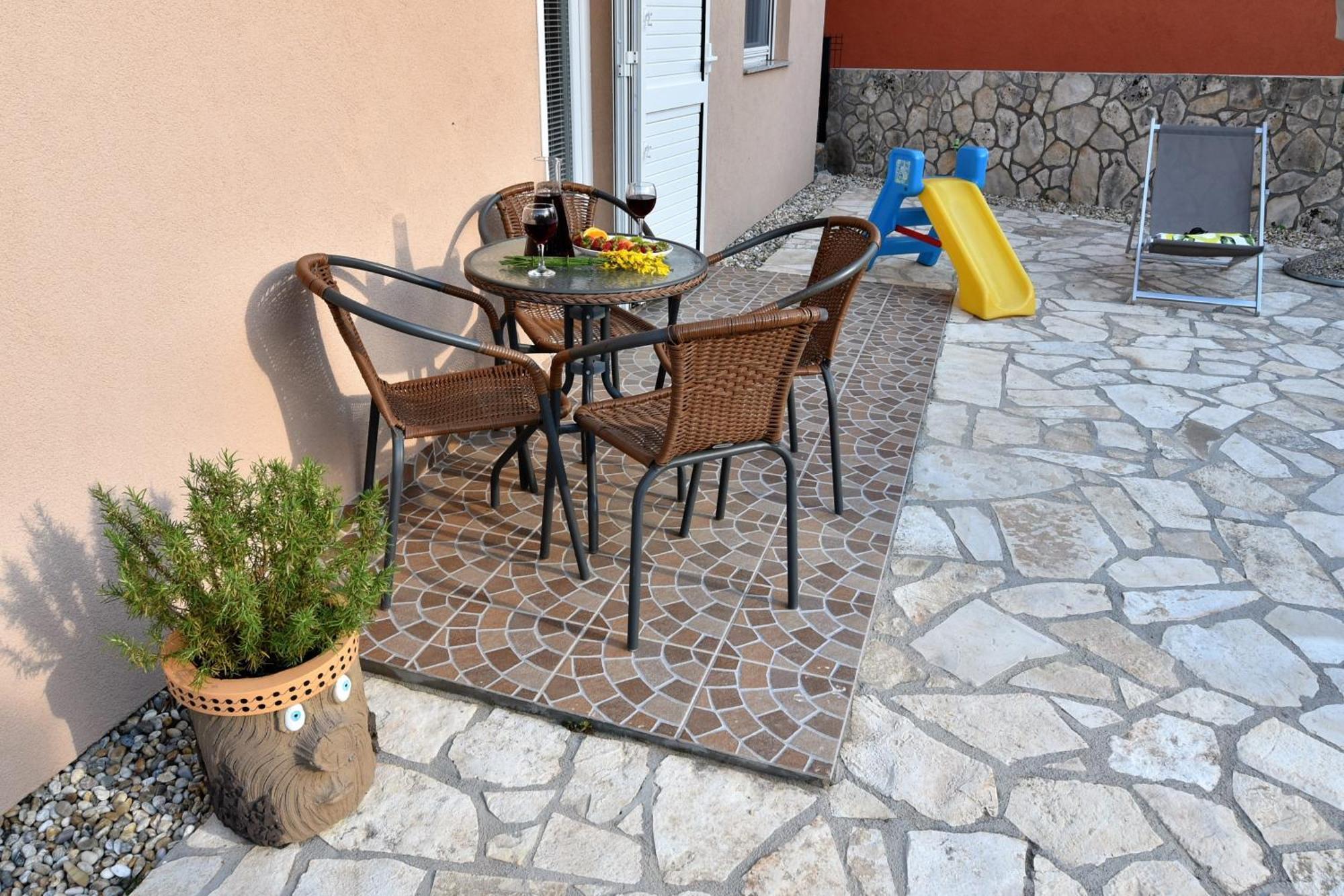 Apartmani Natasa Nino Jezera, Murter Rom bilde
